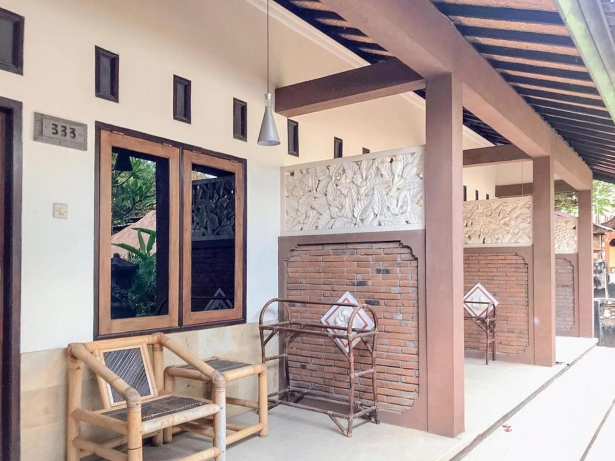 Oka Homestay Mitra Reddoorz Mataram Buitenkant foto